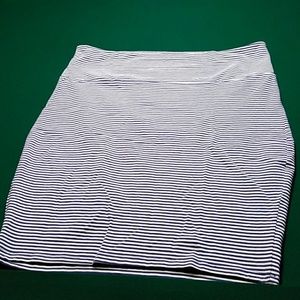 Torrid one length pencil skirt